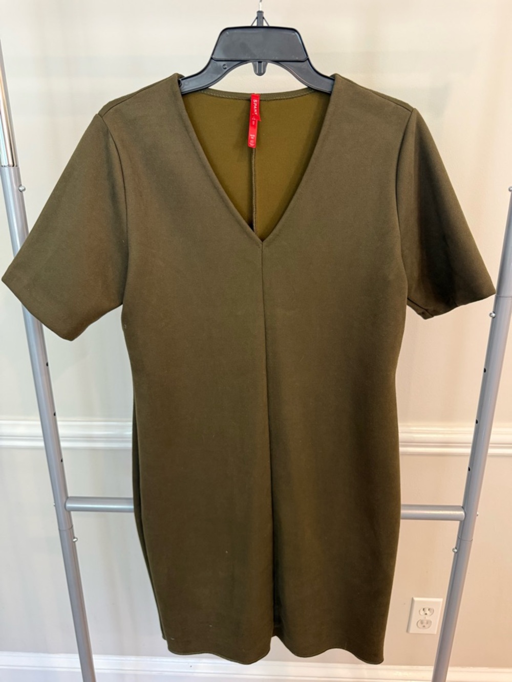 SPANX Olive Green V-Neck Short Sleeve Shift Dress